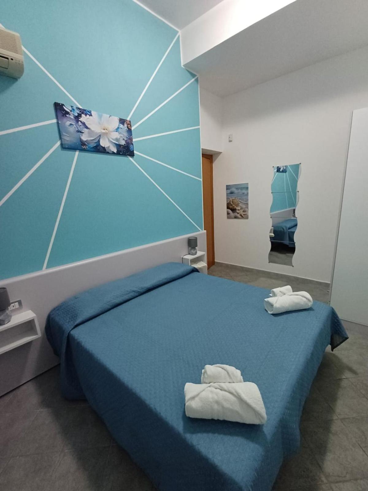Villa Anita Apartments Capo dʼOrlando Exteriör bild