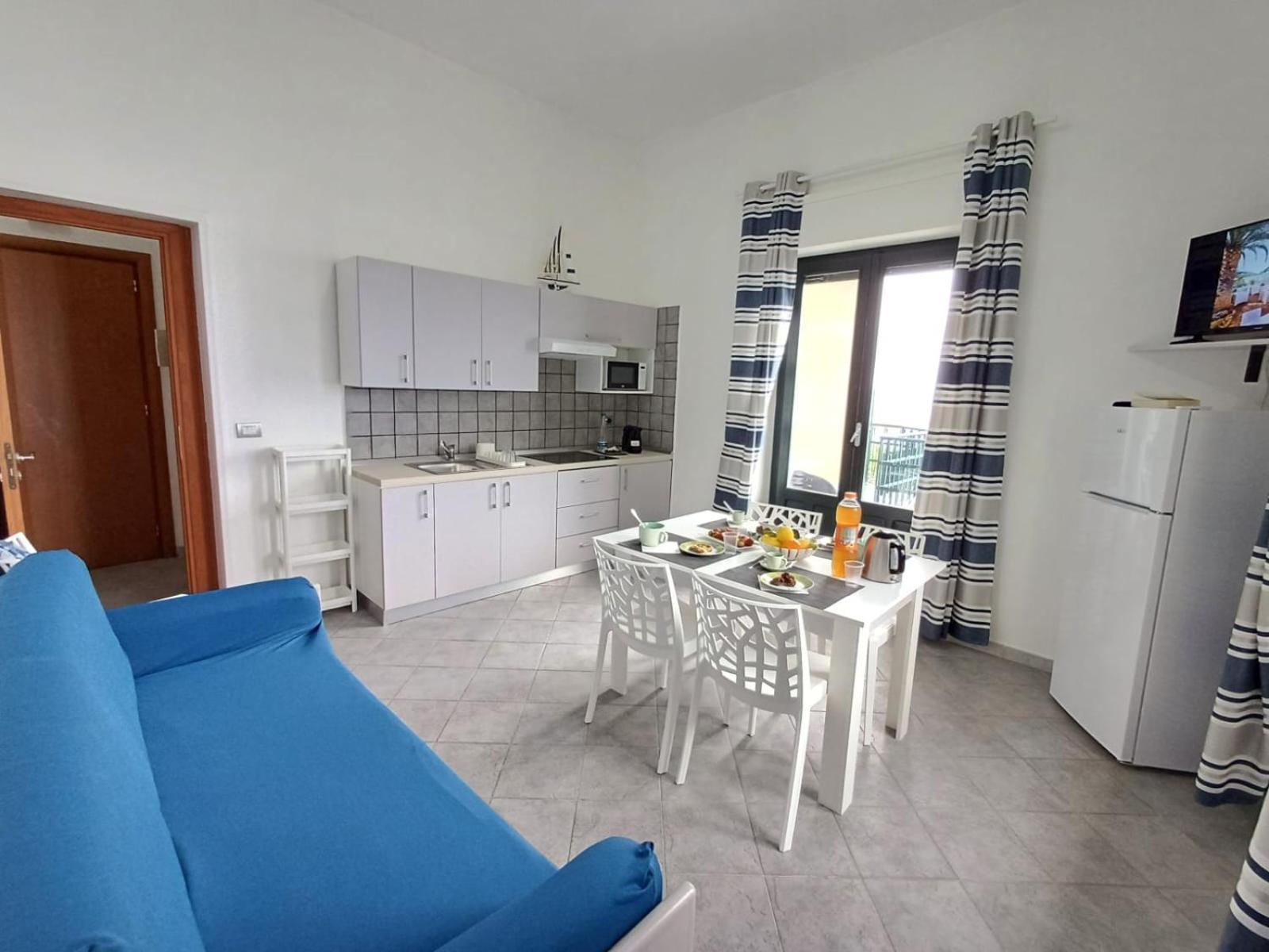 Villa Anita Apartments Capo dʼOrlando Exteriör bild